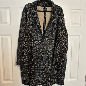 Worthington Black and Tan Animal Coat